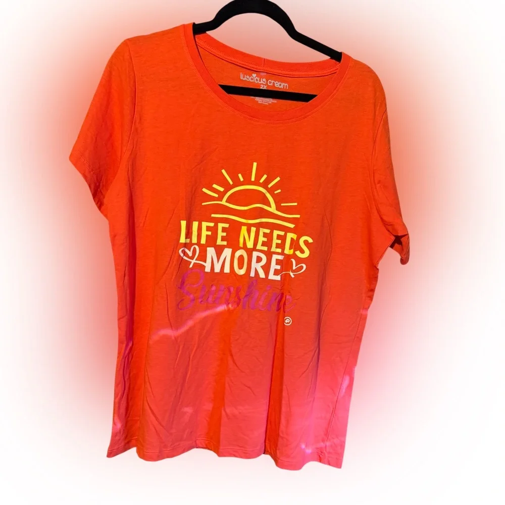 LUSCIOUS CREAM “LIFE NEEDS MORE SUNSHINE” GRAPHIC TEE • SIZE 2X